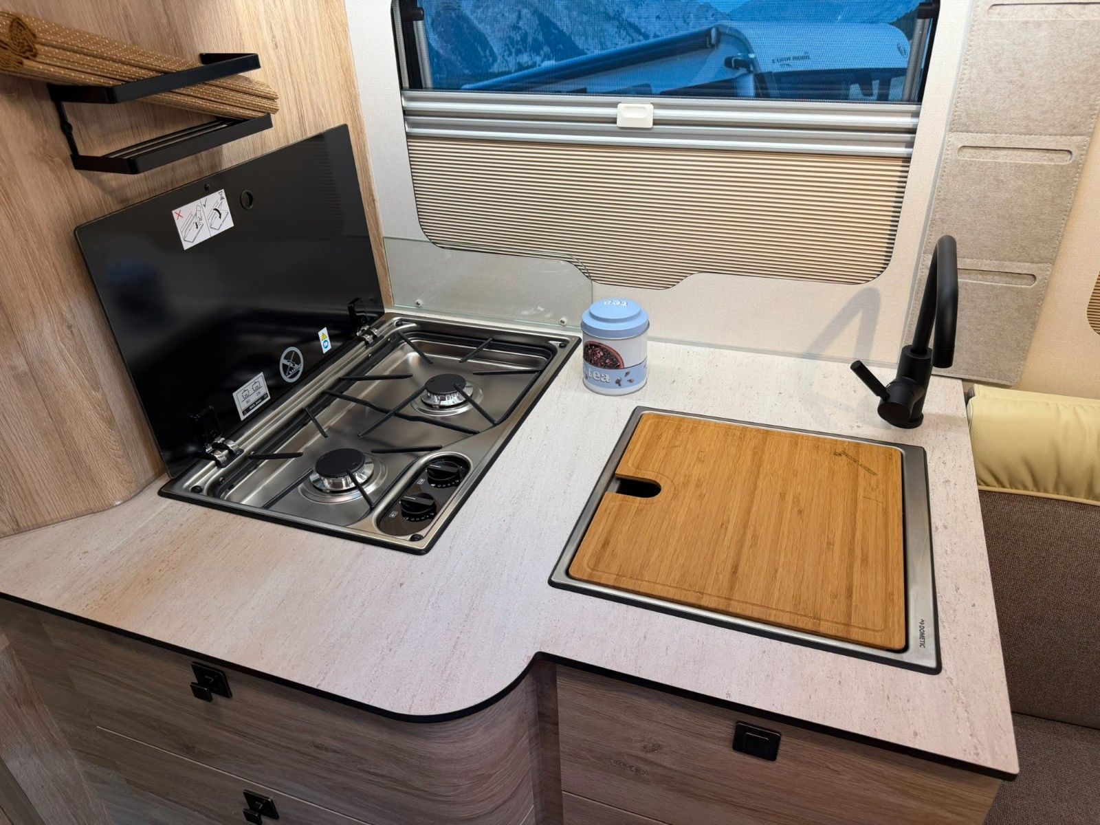Fahrzeugabbildung Eura Mobil Profila T 720 EF ONYX SONDERMODELL MESSE