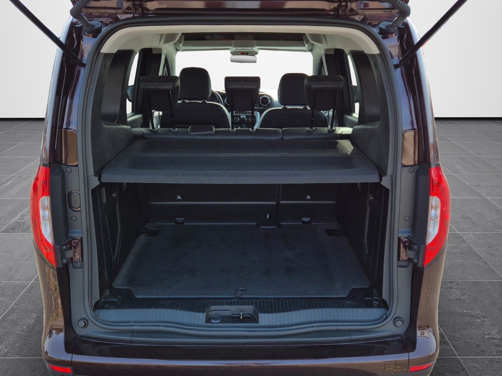 Fahrzeugabbildung Mercedes-Benz T-180 AUTOMATIK KAM LEDER NAVI LED ALLWETTER