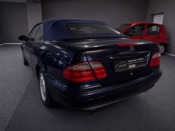 Mercedes CLK 230 - 6