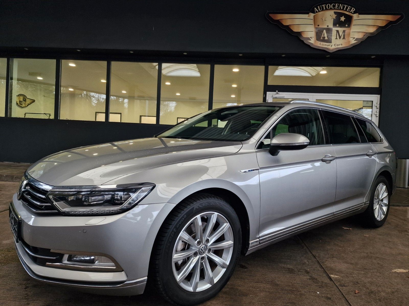 VW Passat Variant