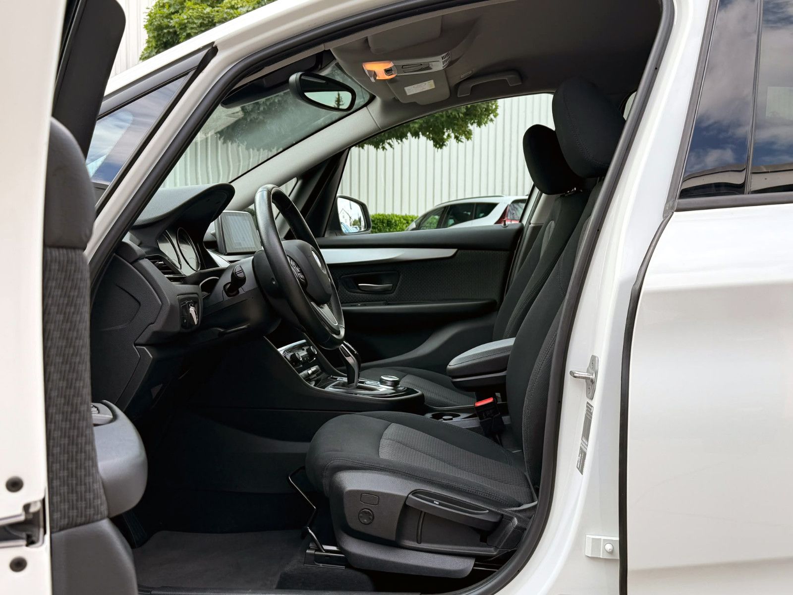 Fahrzeugabbildung BMW 220i Gran Tourer Steptr. Advantage ACC KAM AHK