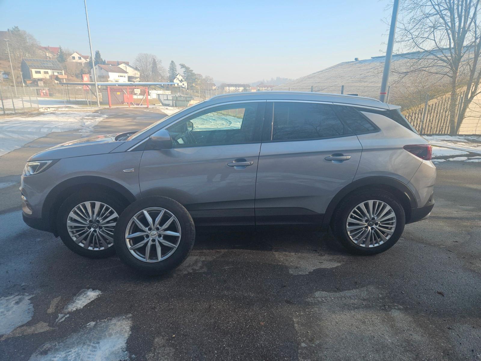 Opel Grandland X 1,5 D-AUT/LEDER/KAM/NAVI/LED/ALU 18
