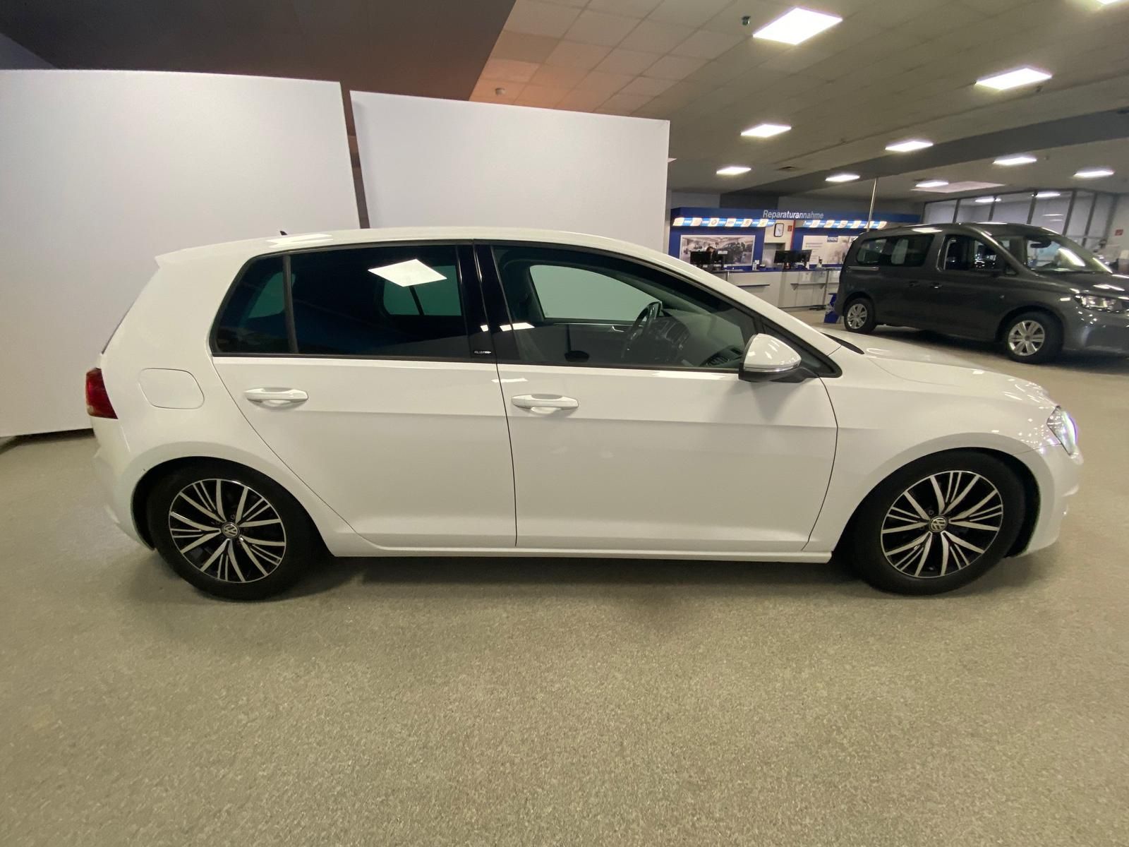 Fahrzeugabbildung Volkswagen Golf 2.0 TDI Allstar BMT KLIMA+NAVI+SITZHEIZ+PDC