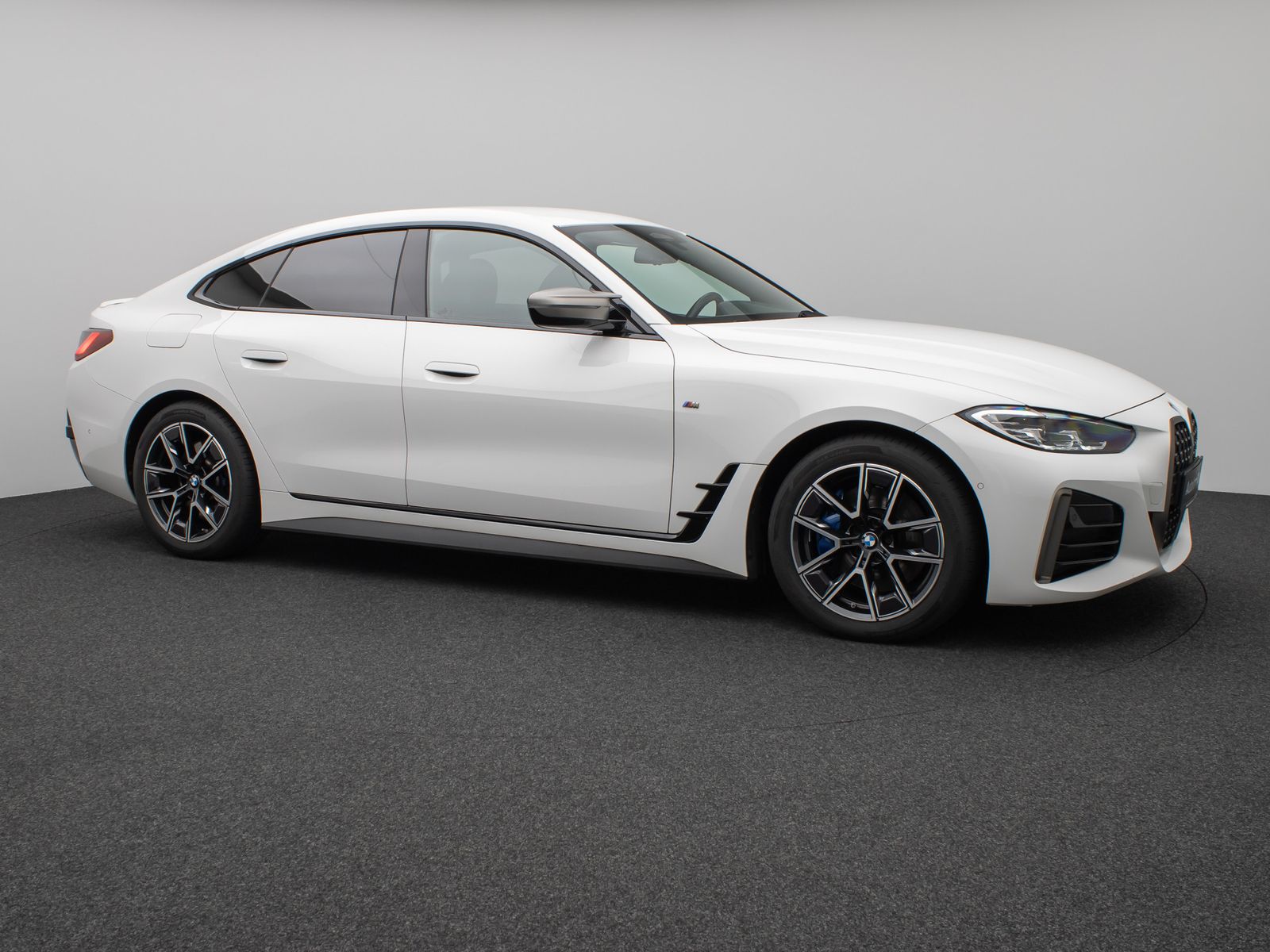 Fahrzeugabbildung BMW M440i xD Gran Coupè Kamera HUD DAB H/K ACC Alarm