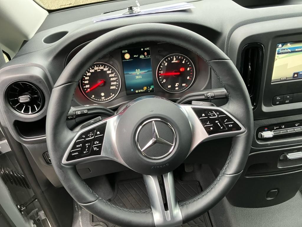 Fahrzeugabbildung Mercedes-Benz Vito 116 CDI Kasten *AHK*Navi*SpurW*SpurH*PDC*LM