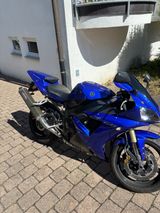 Yamaha R1 RN09 - Offers matching your search criteria