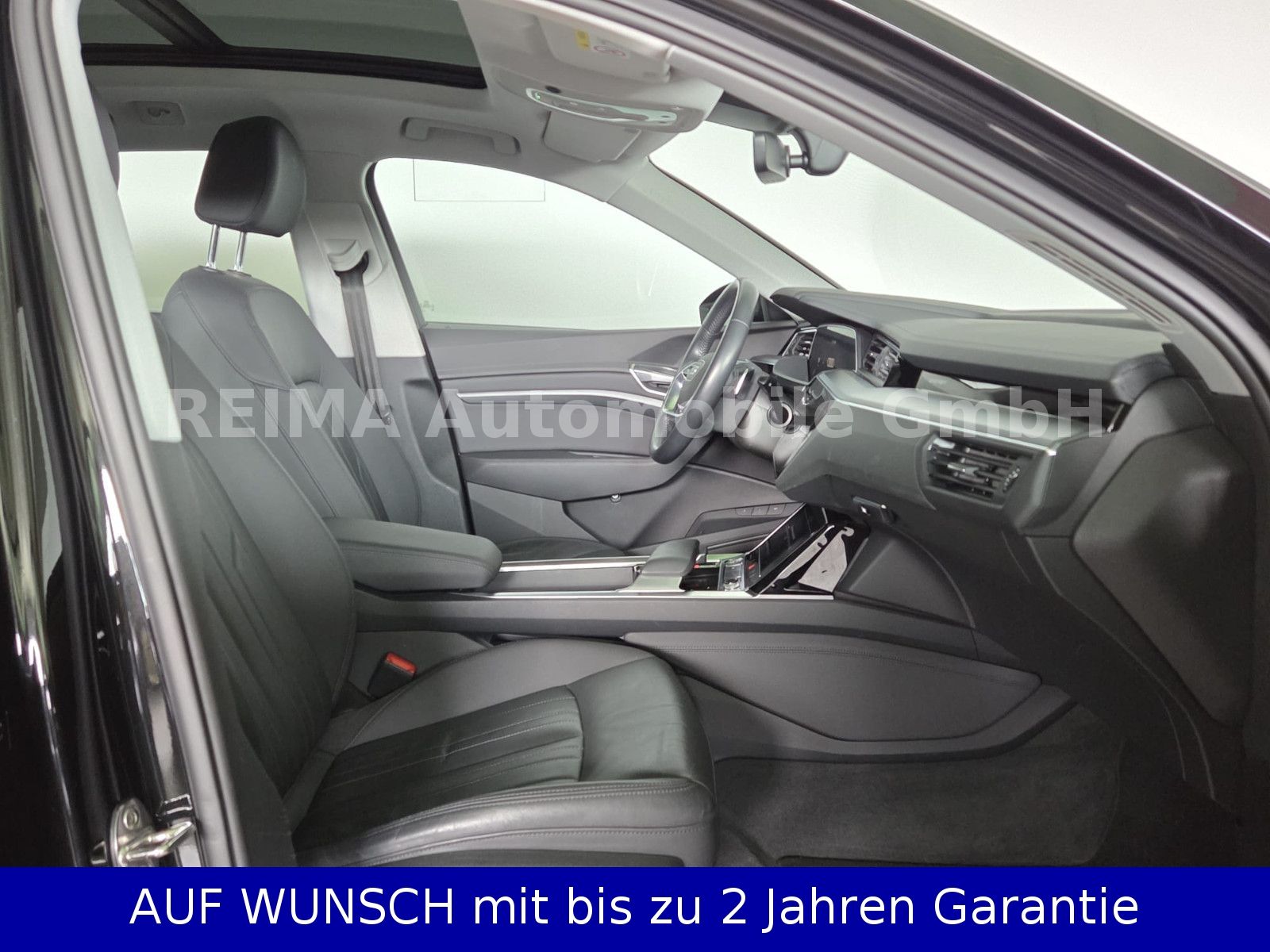 Fahrzeugabbildung Audi e-tron 50 quattro advanced, Pano, SOH 93,7%