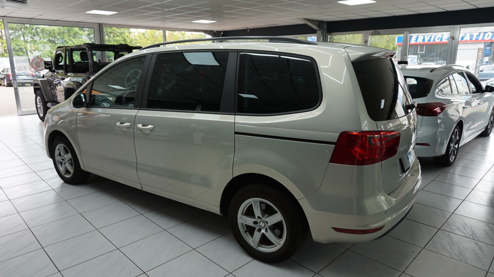Fahrzeugabbildung SEAT Alhambra 4You  7 Sitzer  durchs. Verbr. 5,5 L
