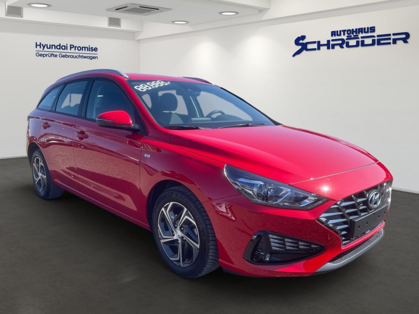Fahrzeugabbildung Hyundai i30 1.0T Select Mild-Hybrid (48V) Allwetterreife