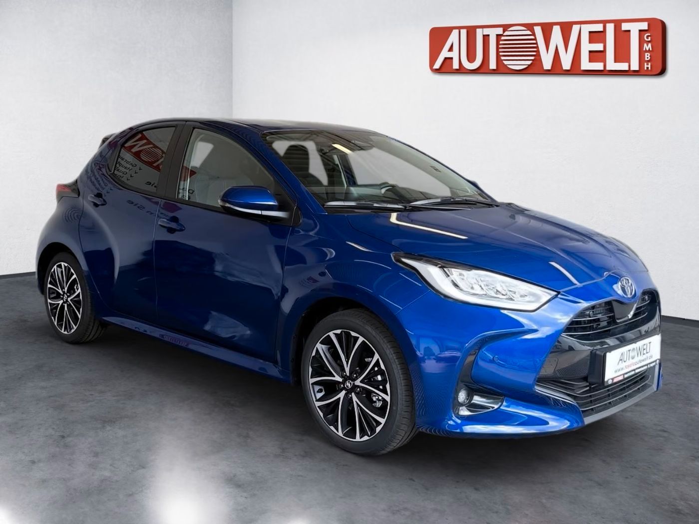 Fahrzeugabbildung Toyota Yaris Teamplayer 1.5-l-Hybrid KAMERA LED ACC