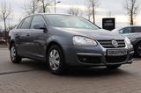 Volkswagen Jetta V 1,6l 3-Hand*TÜV-04.26*PDC*Temp*Allwetter - graue Volkswagen Jetta