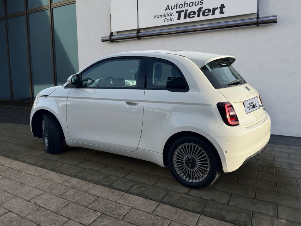 Fiat 500e 42kWh imagem 3