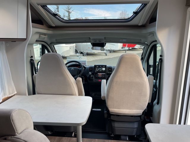 Carado V 337 PRO TV MARKISE KLIMAAUTOMATIK Navi Kamera