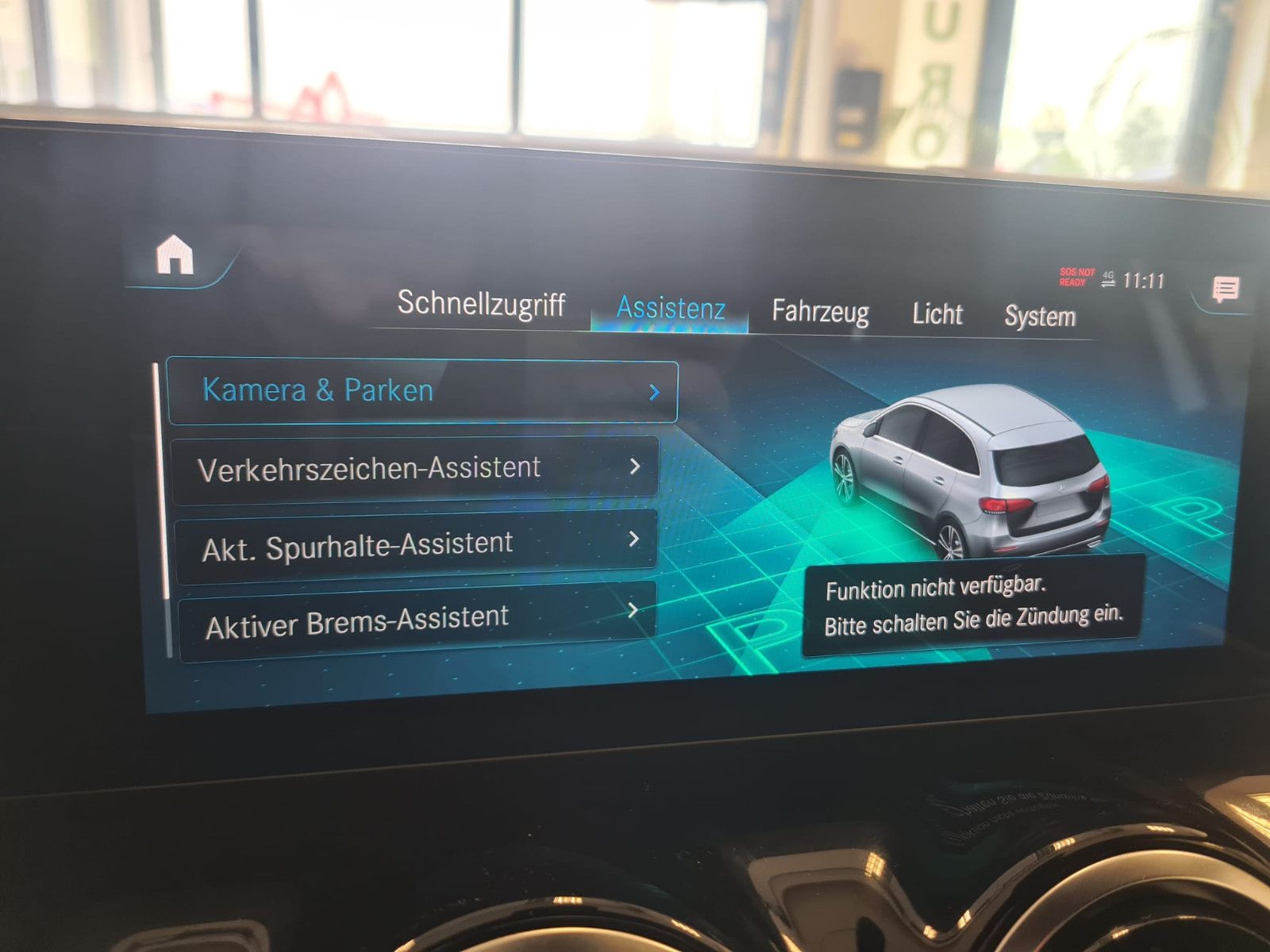 Fahrzeugabbildung Mercedes-Benz B 200 / KAMERA / NAVI / LED / AUTOMATIK