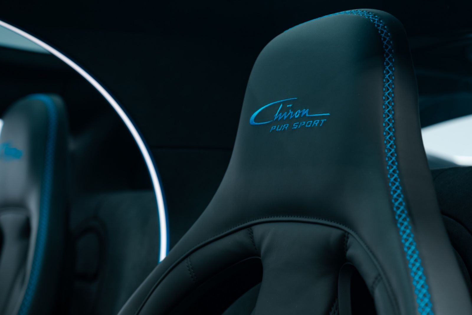 Fahrzeugabbildung Bugatti Chiron Pur Sport 1of60/SKY VIEW