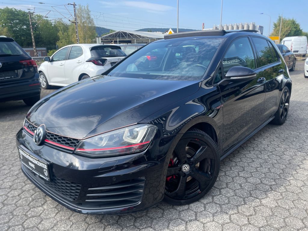 Image of Volkswagen Golf