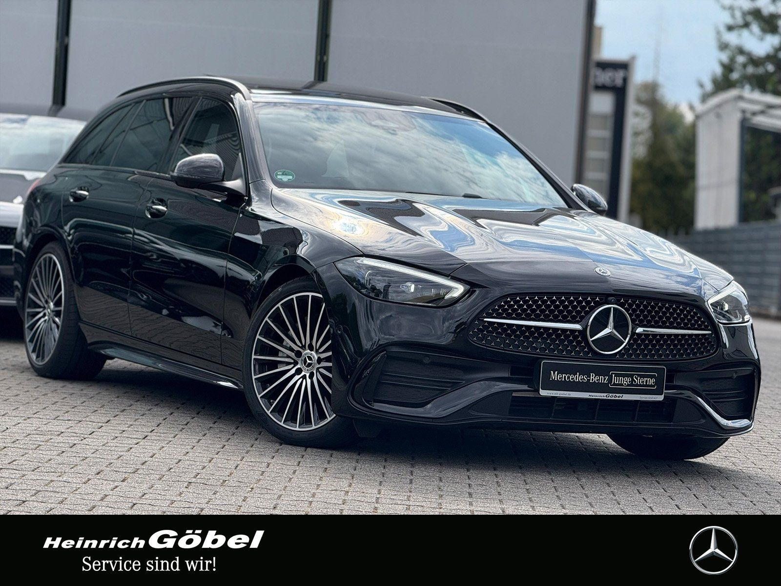 Fahrzeugabbildung Mercedes-Benz C 300 4M T AMG*AHK*SITZKLIMA*PANO*DISTRONIC*360*