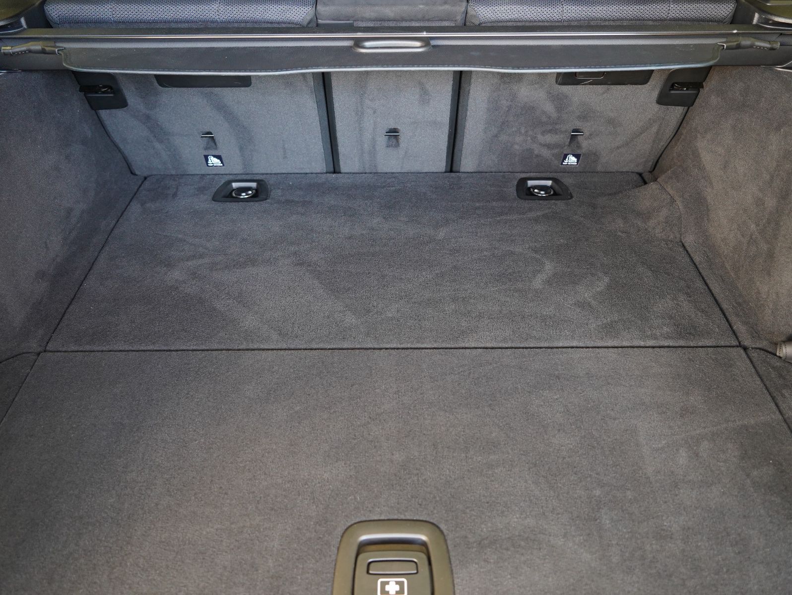 Fahrzeugabbildung BMW 530 e xDrive Touring M Sport SHADOW/HEADUP/AHK