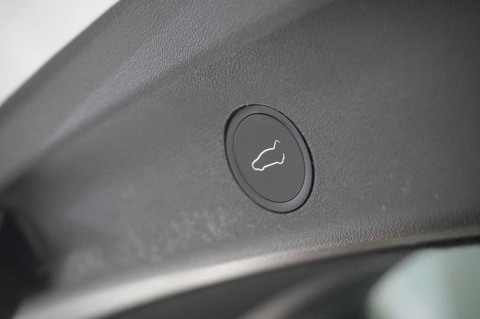 Fahrzeugabbildung Tesla Model Y LONGRANGE DUAL-MOTOR NAVI/KAMERA/DAB/AMD