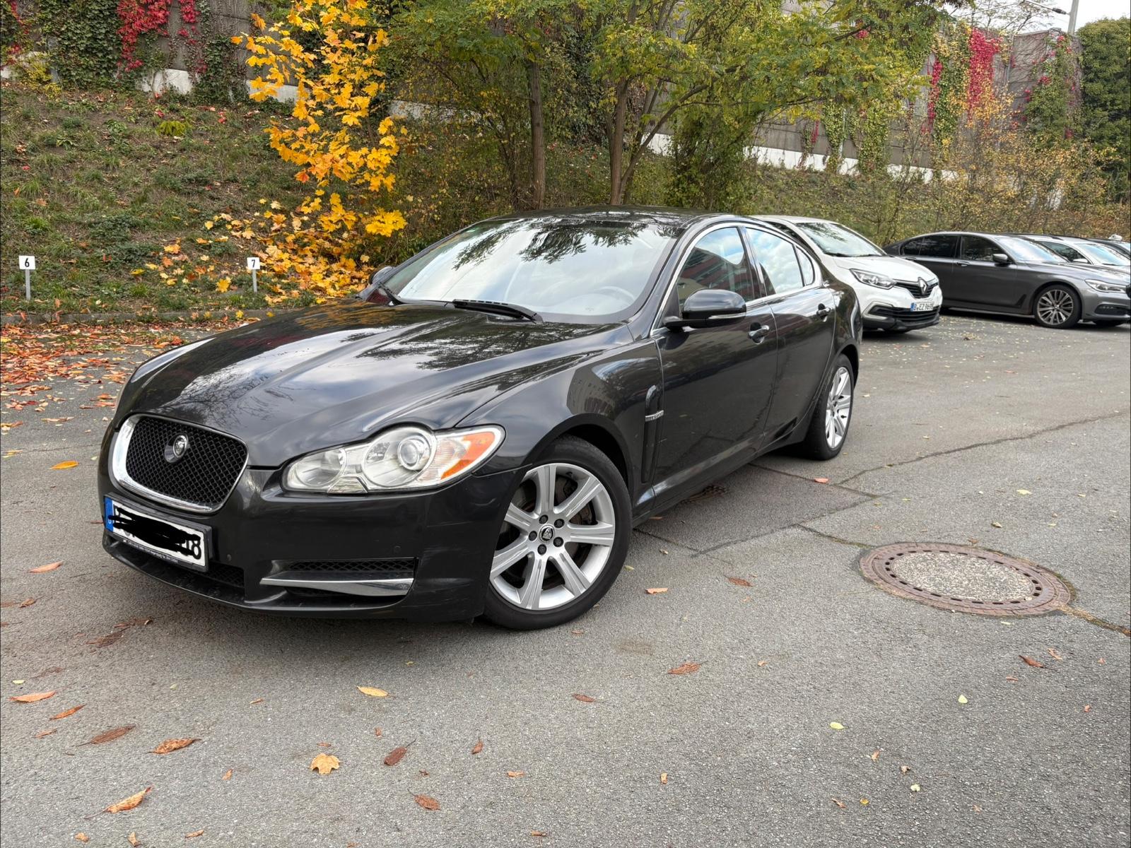 Jaguar XF