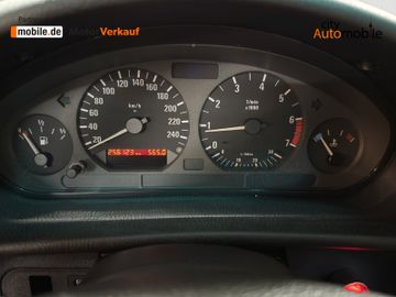 BMW 318 - 11