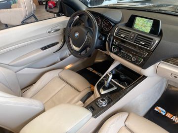 BMW 218 d Cabrio Sport Line *AHK*SHZ*Klima*Navi*