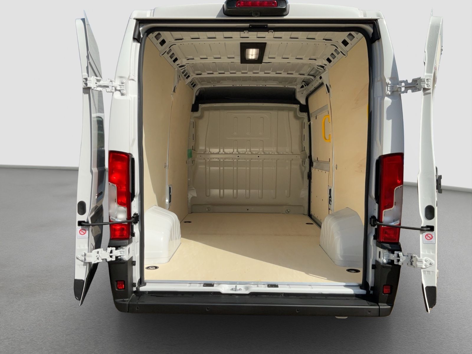 Fahrzeugabbildung Fiat Ducato 35 L2H2 140 Multijet Klima Kamera