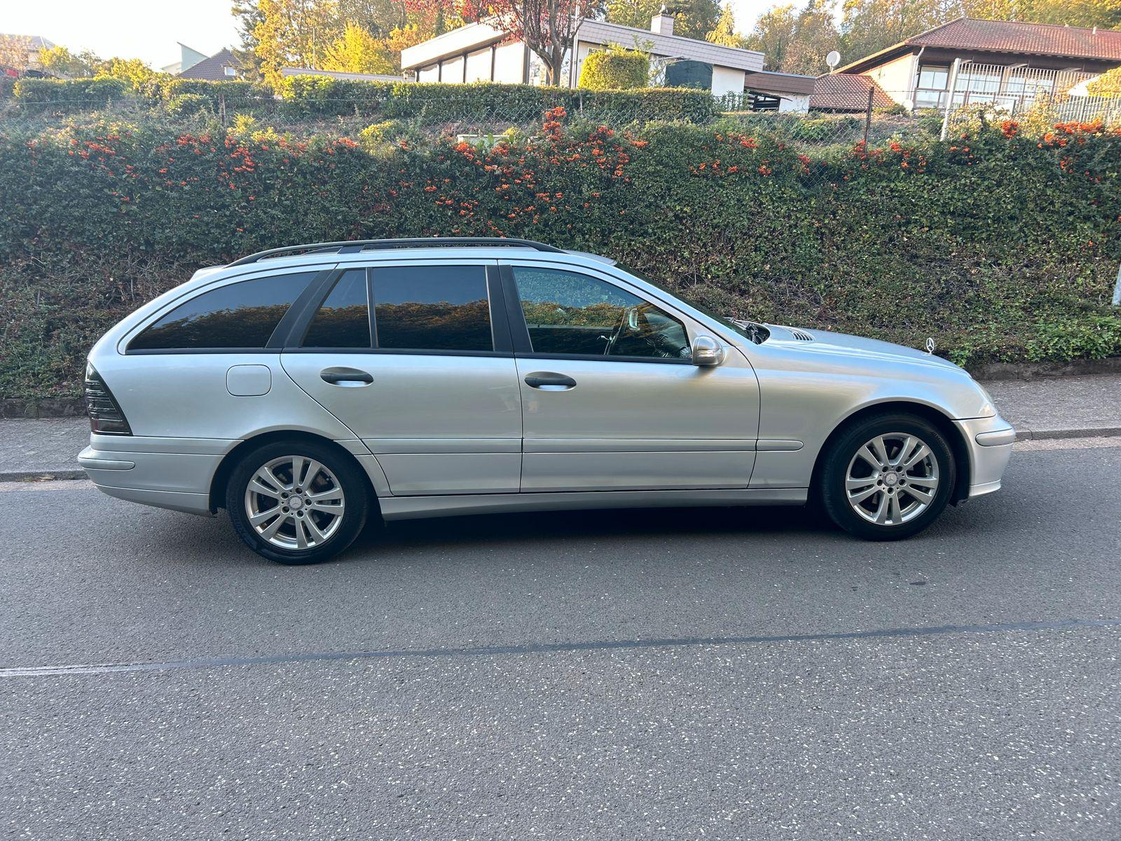 Mercedes-Benz C220, 2006