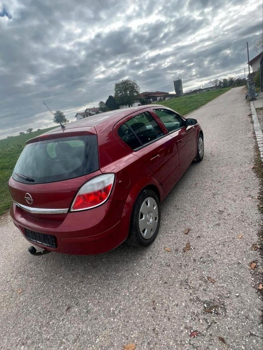 Opel Astra 2006 — photo 6