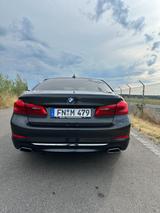 BMW 540i xDrive Lim. Luxury Line*Soft Close*Schiebed - BMW 540 mit Benzin-Antrieb: Leder, Limousine