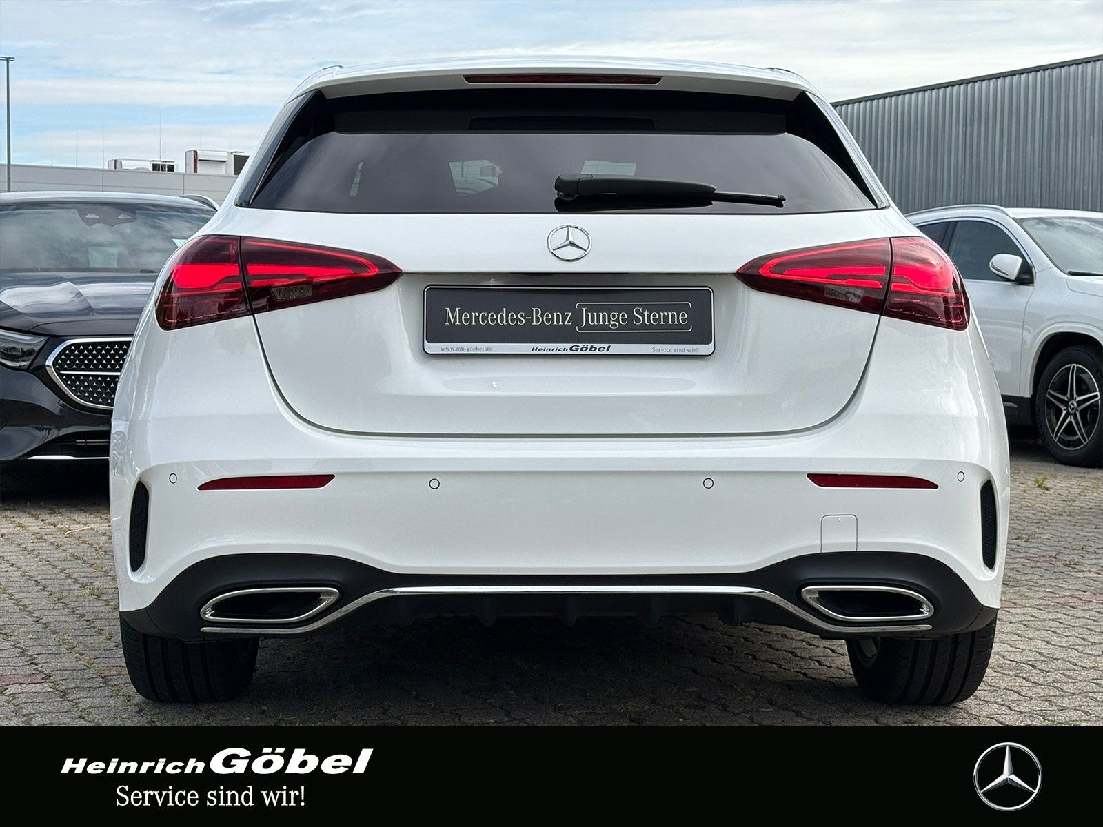 Fahrzeugabbildung Mercedes-Benz A 200 AMG*PANO*MEMORY*360°*MULTIBEAM*KEYLESS*