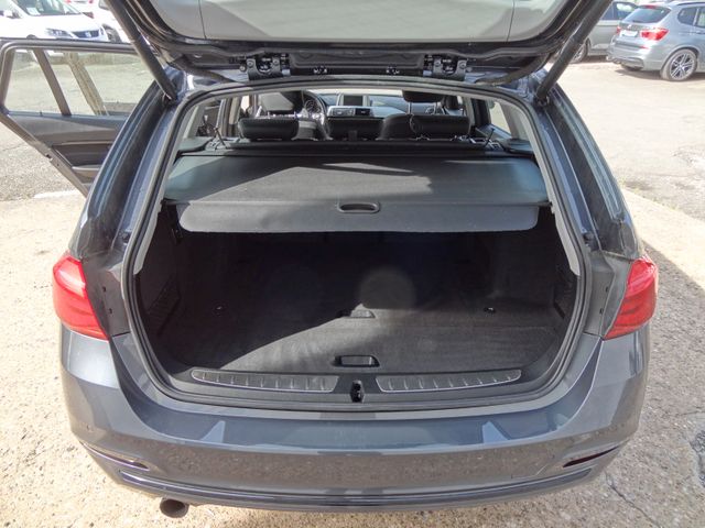 Fahrzeugabbildung BMW 318i Sport Line/1.Hd/70TKM/SitzH/PDC/
