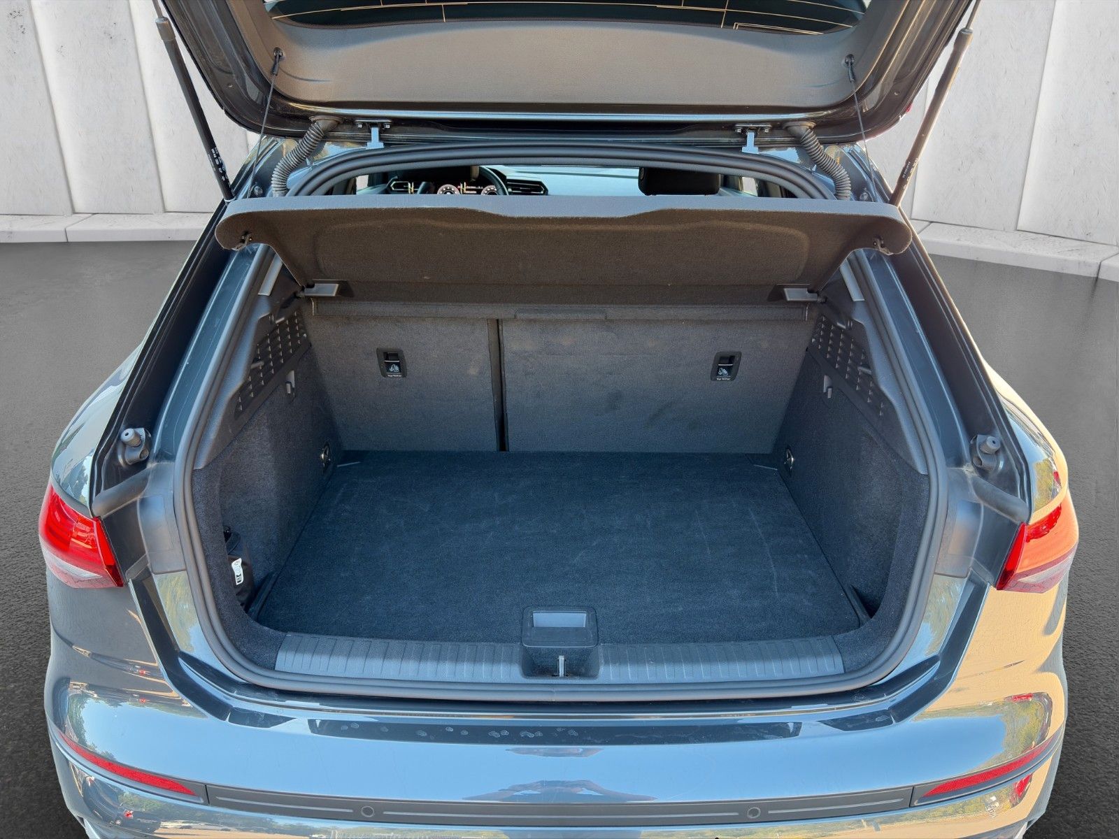 Fahrzeugabbildung Audi A3 Sportback MHEV*ViCo*LED*SHZ*NAVI**
