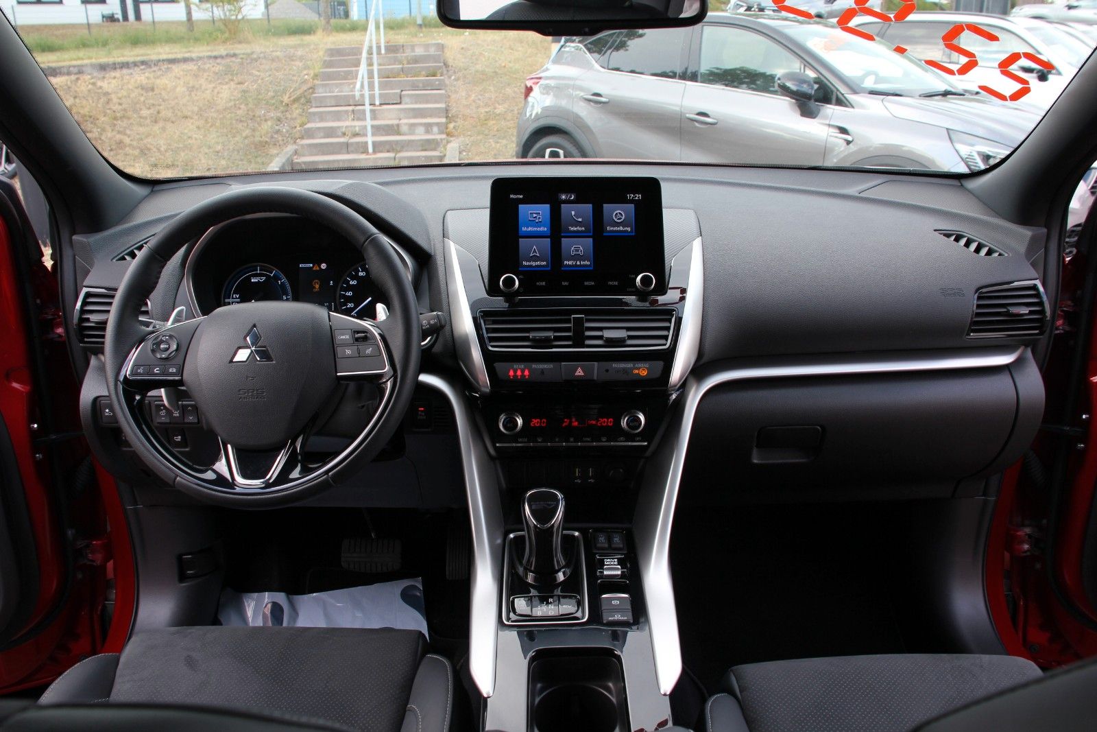 Fahrzeugabbildung Mitsubishi Eclipse Cross Plus Hybrid 4WD