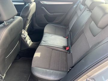 Fahrzeugabbildung SKODA Octavia 1.4TSI Lim. Klimaaut., Sitzheiz., uvm.