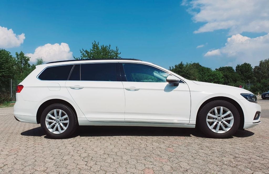 Image of Volkswagen Passat Variant