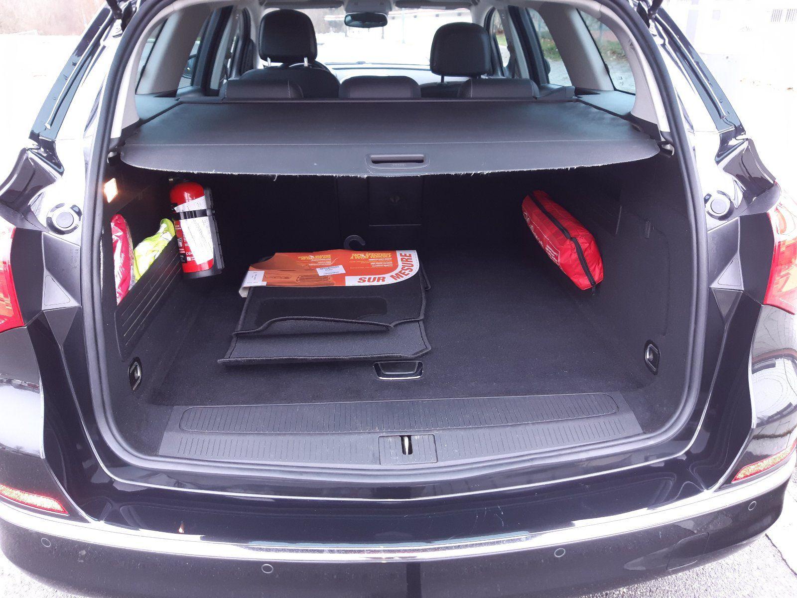 Opel Astra 2015 — photo 8