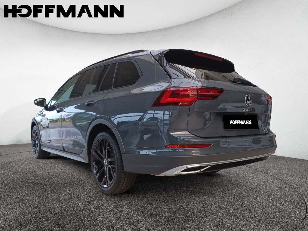 Fahrzeugabbildung Volkswagen Golf Variant Alltrack Panorama Black Style 4Mot.