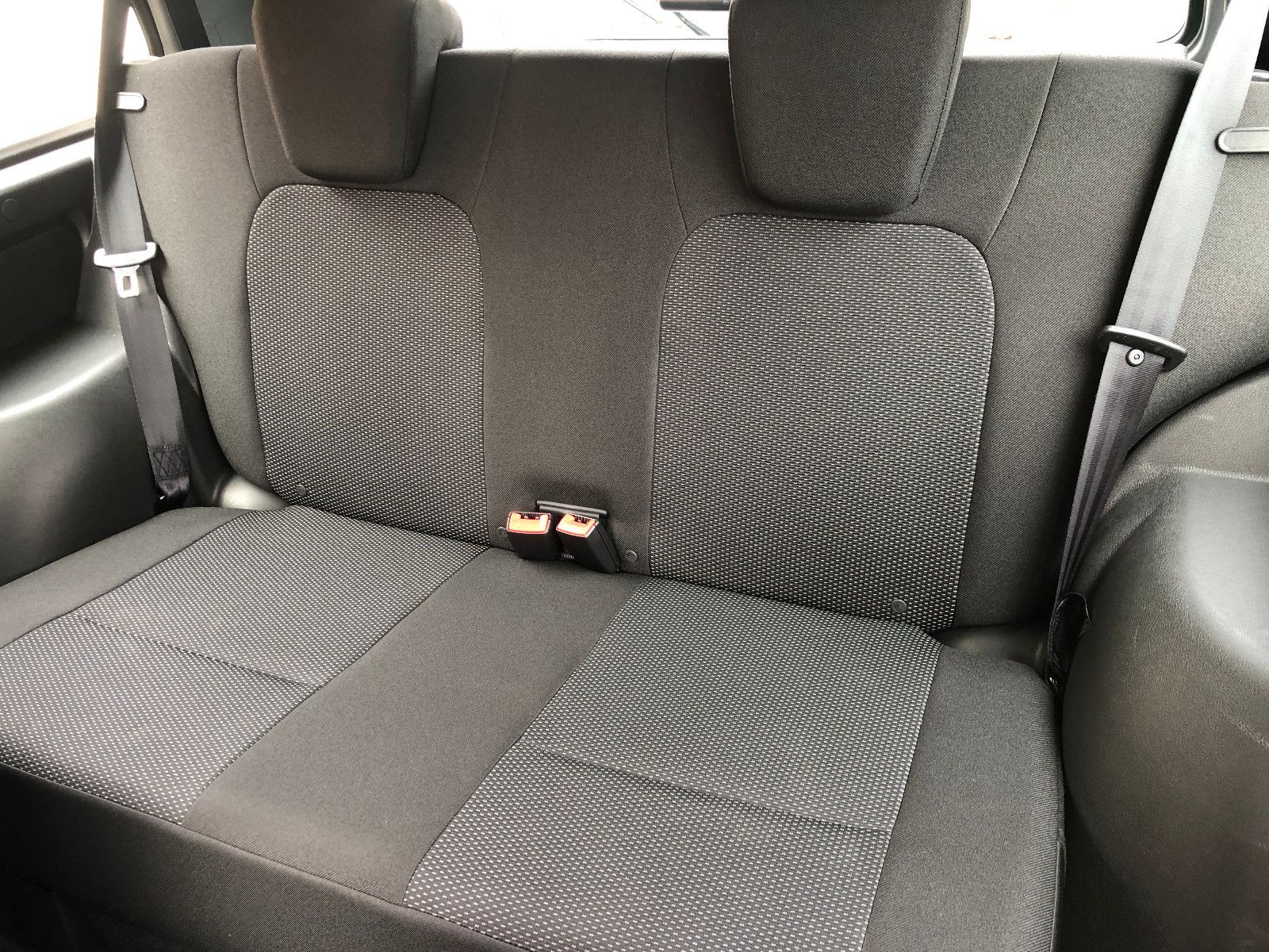 Fahrzeugabbildung Lada NIVA LEGEND "PREMIUM PLUS"! AET-Kollektion 2025!