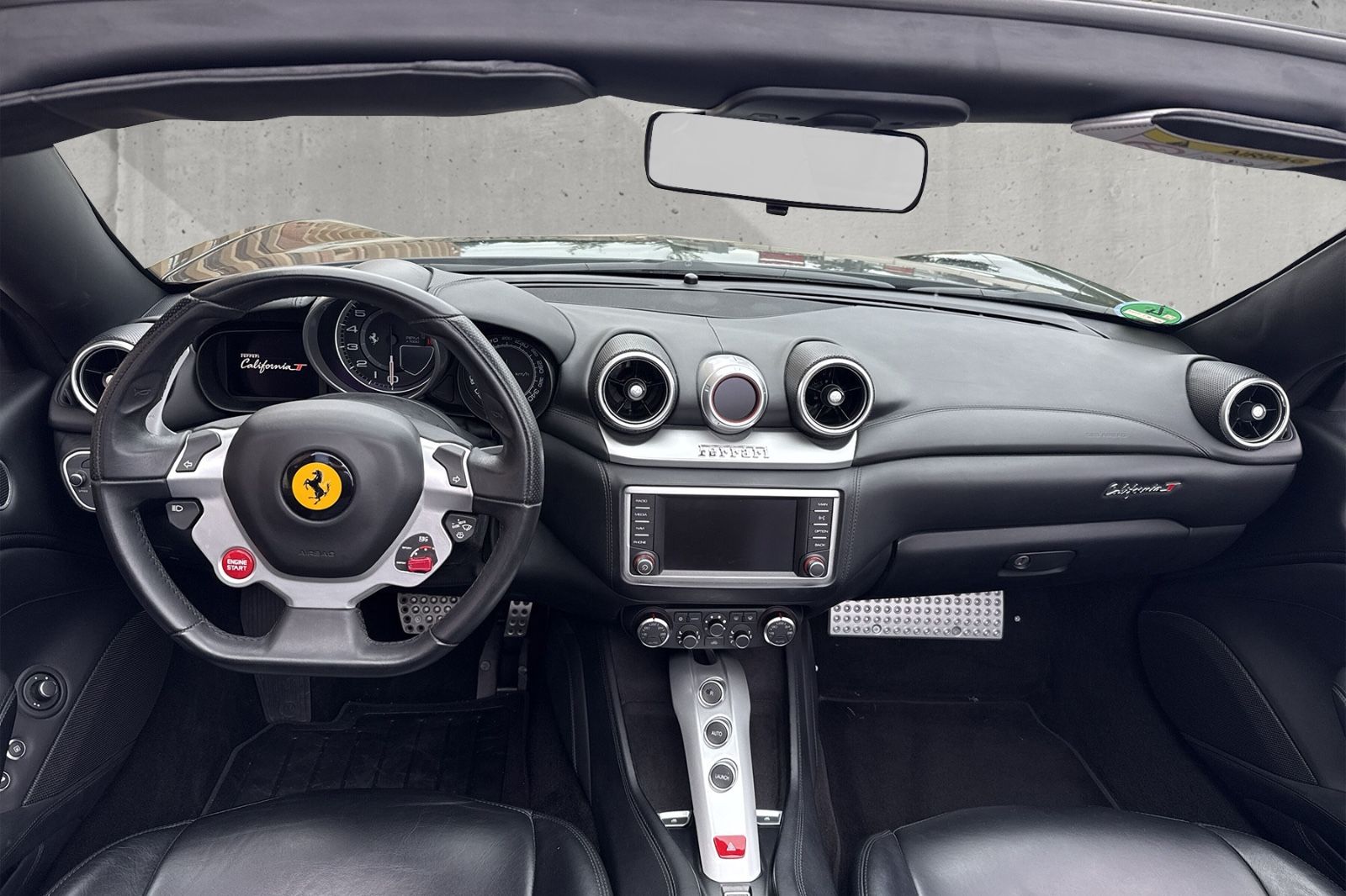 Fahrzeugabbildung Ferrari California T*All Black*