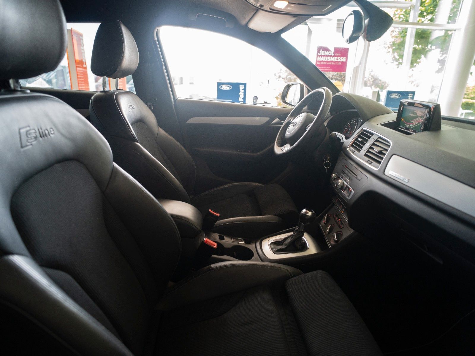 Fahrzeugabbildung Audi Q3 2.0 TFSI quattro AUTOM./ALLRAD/SITZHEIZUNG