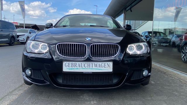 Fahrzeugabbildung BMW 320i Edition M SPORT , Hardtop , NAVI , PDC