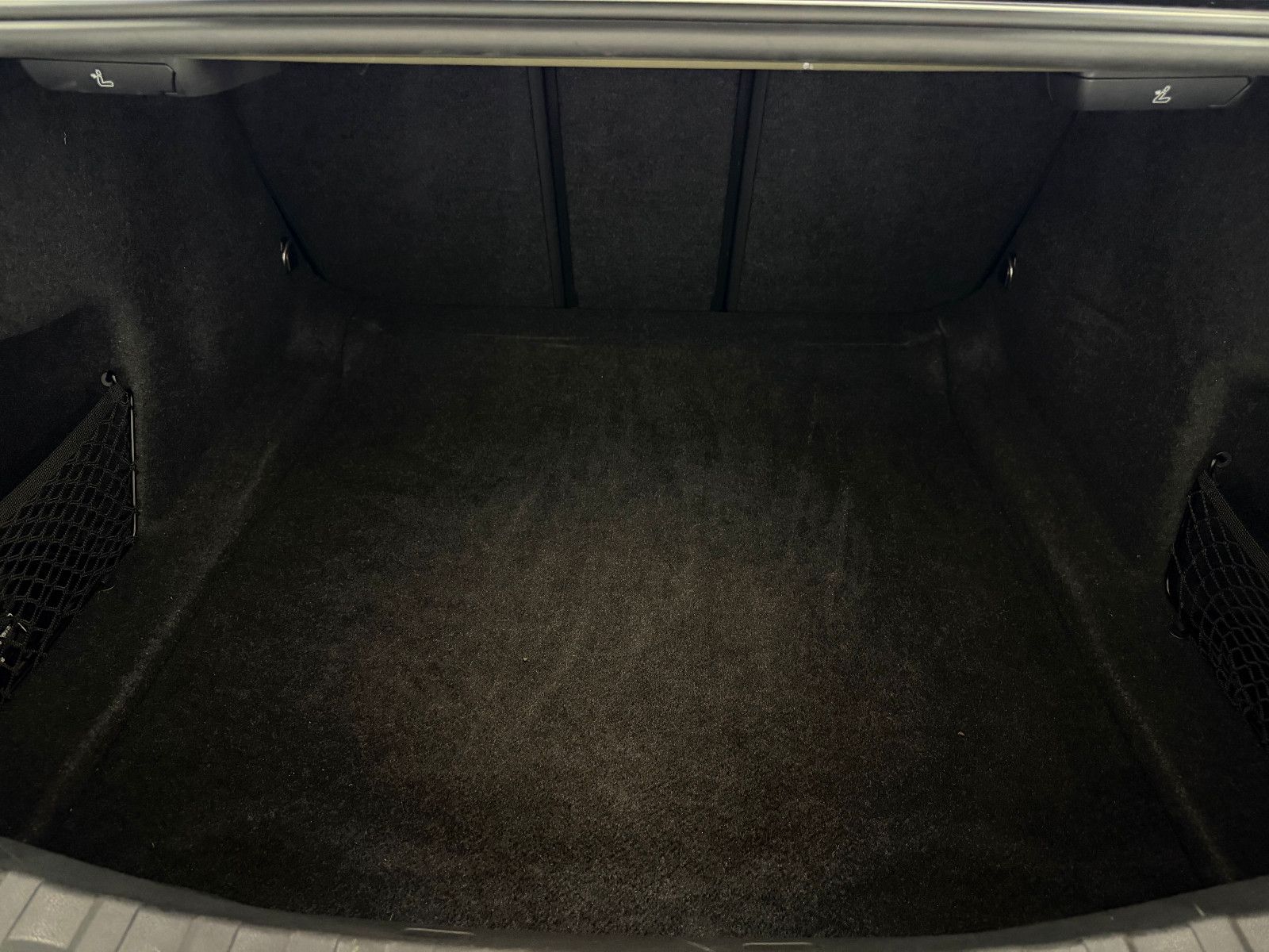 Fahrzeugabbildung BMW 330 i M SPORT/Hi-FI/VRTL COCKPIT/LASER/19% MwSt.