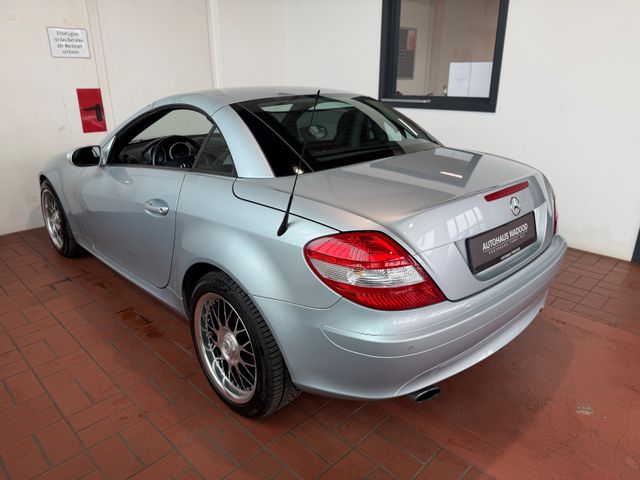 Mercedes-Benz SLK 200
