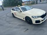 BMW 530d Touring  Navi,Komfortsitze,Panoramadach - BMW: Taxi