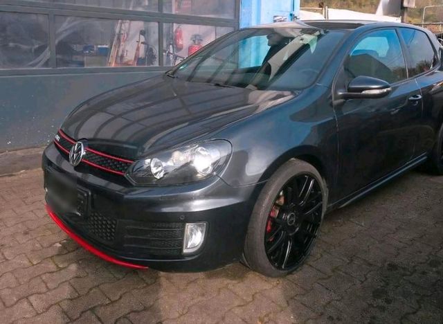 Volkswagen Golf VI 6 gti