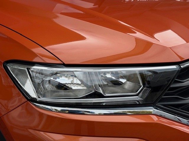 Fahrzeugabbildung Volkswagen T-Roc IQ Drive 116PS PDC/Navi/SHZ/AHK!