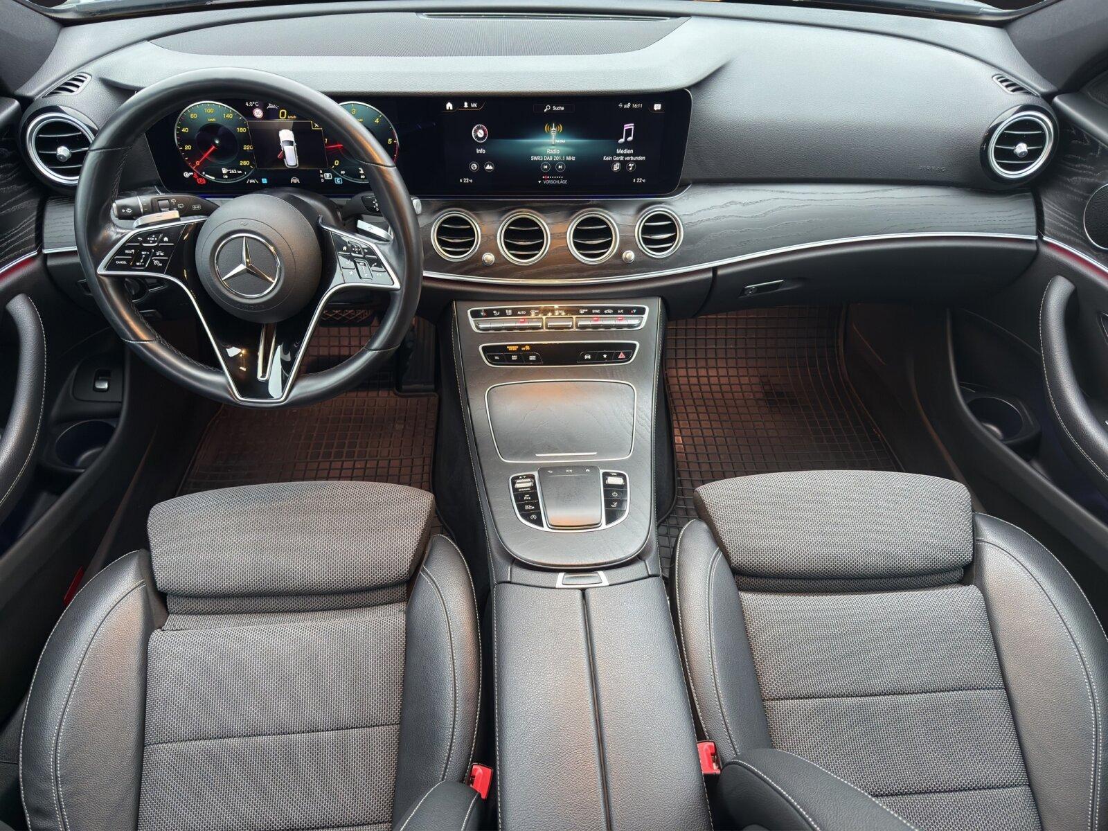 Mercedes-Benz E 200dT*Avantgarde*AHK*Distronic+* 360°*MBUX*LED