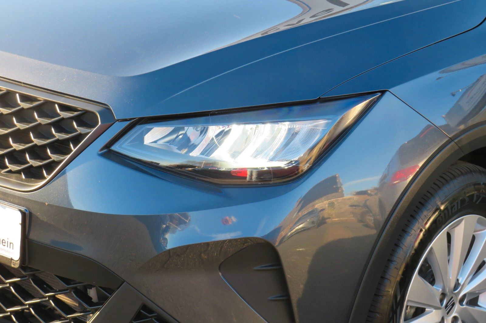 Fahrzeugabbildung SEAT Arona Style NAVI APP SITZH. PDC GRA 1.HD