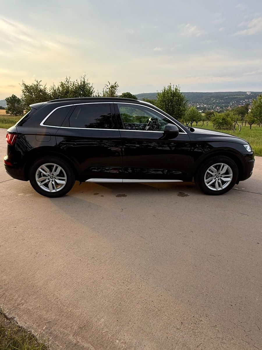 AUDI Q5 35 TDI S tronic 
